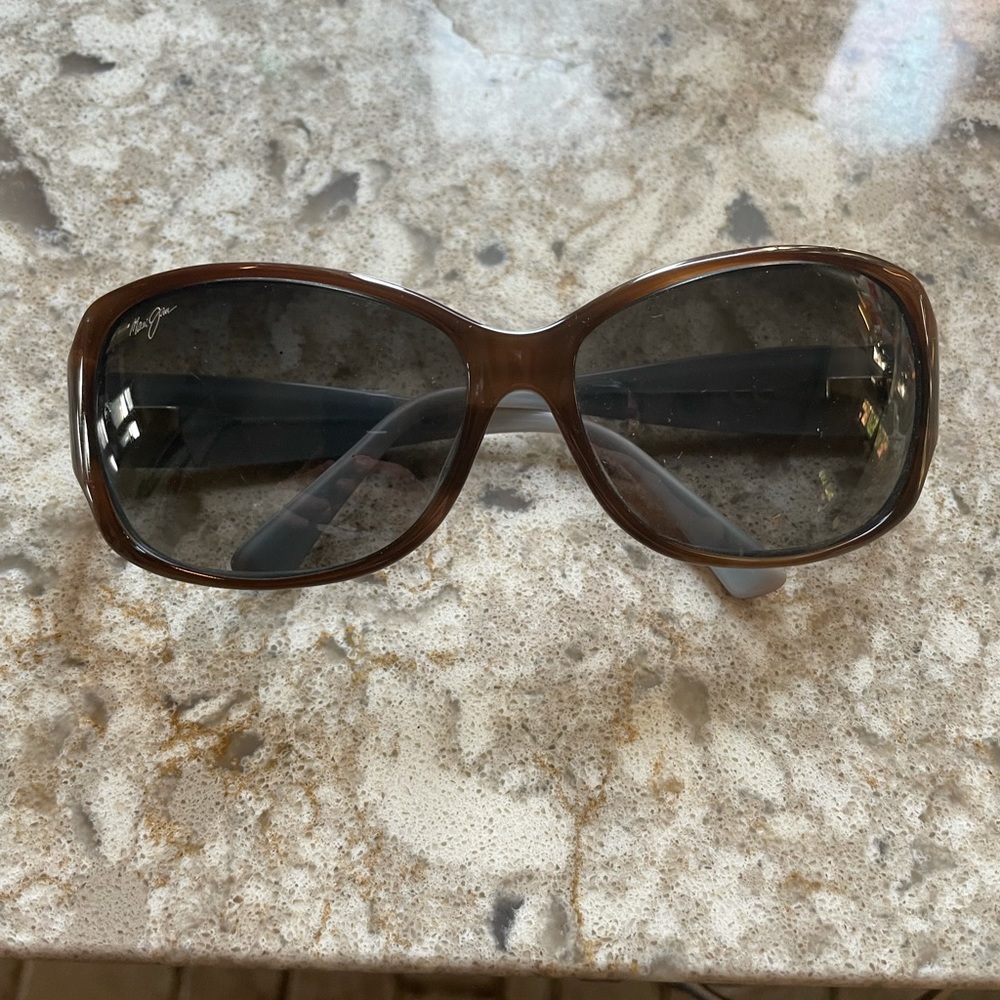 Maui Jim Sunglasses-EUC